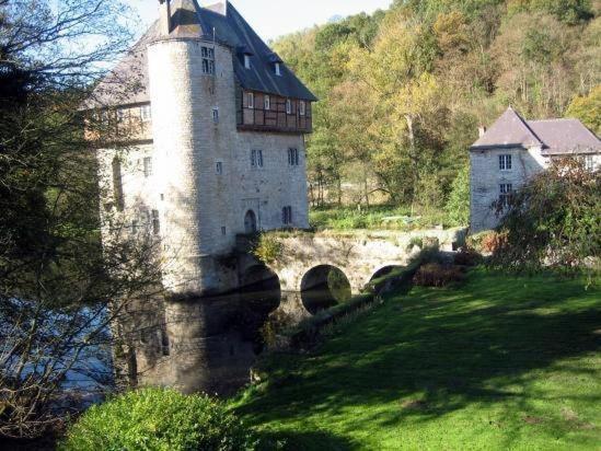 Hotel Le Moulin Des Ramiers Crupet Exterior photo